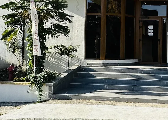 семеен хотел