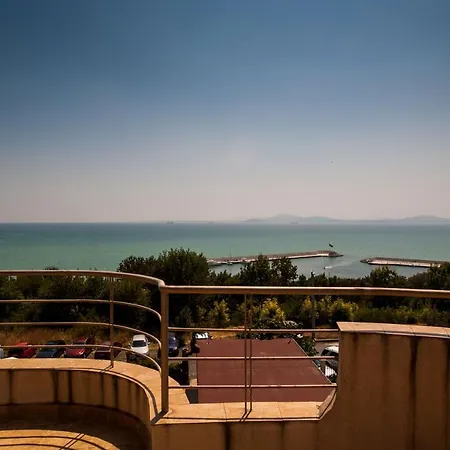 Hotel семеен хотел